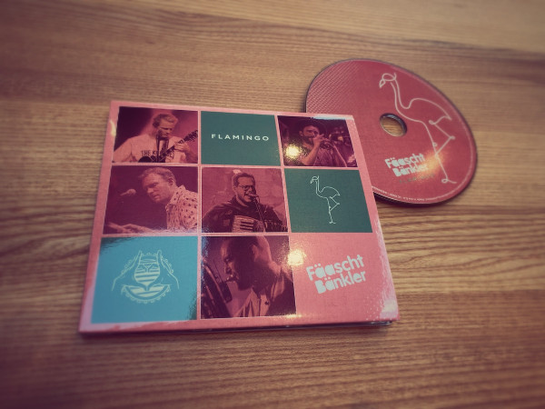 CD (CH)